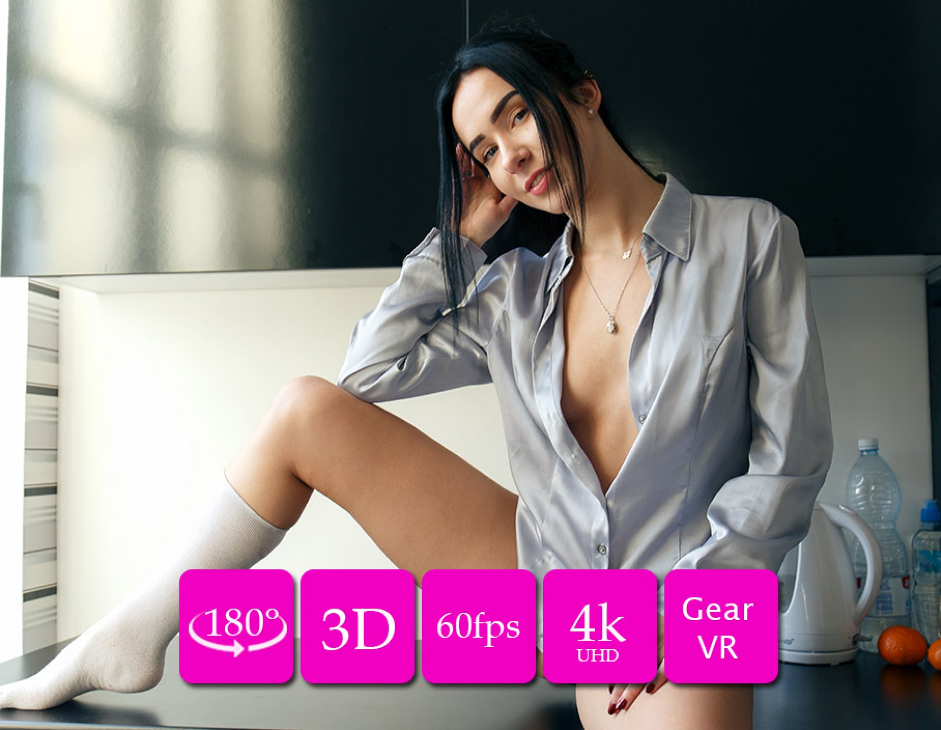 Natasha's Steamy Good Morning: Naked Body Fingering in 180VR