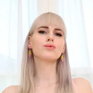 Lianna Lawson avatar