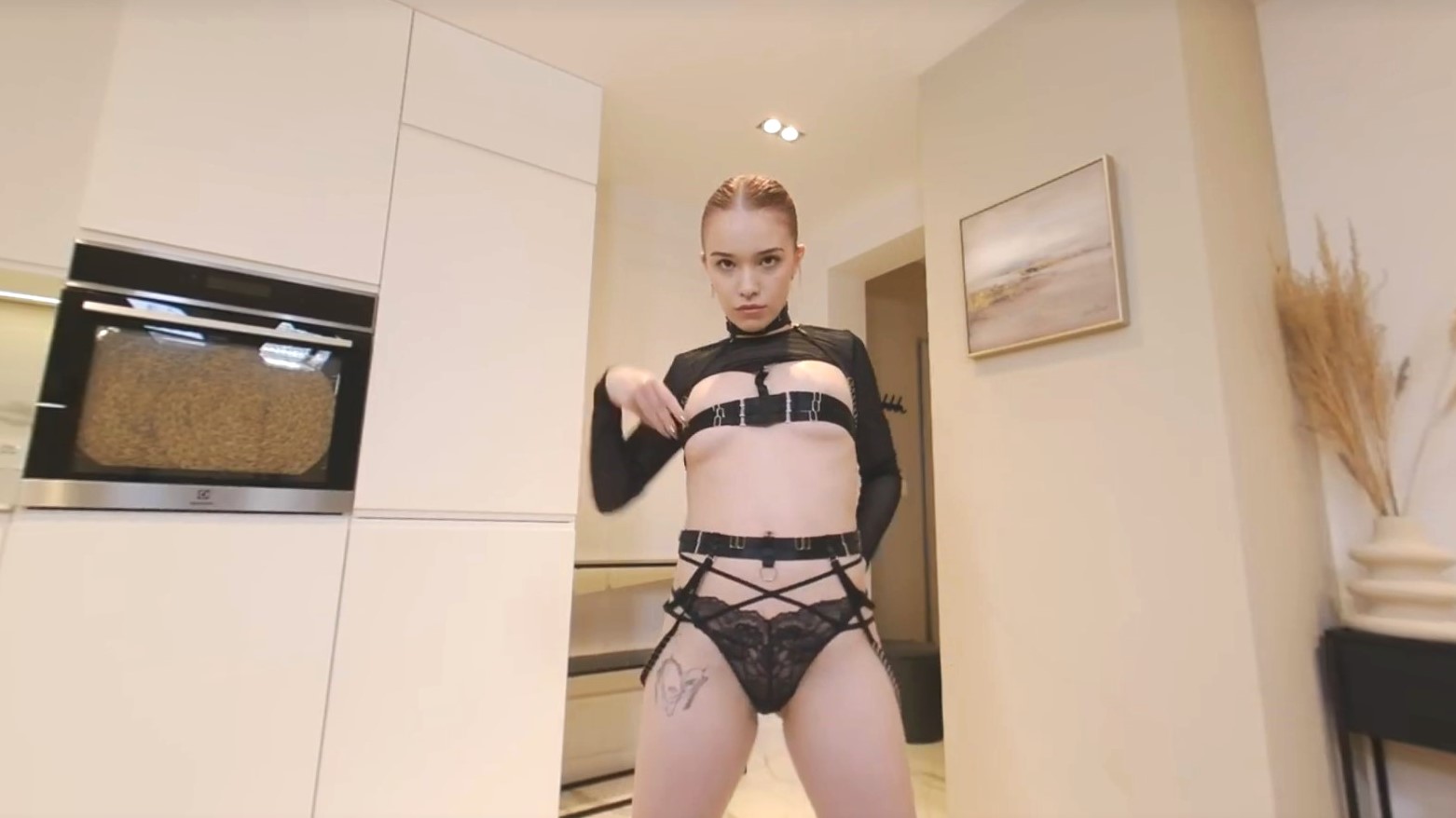 Wikki's Seductive Moves in VR Will Leave You Breathless