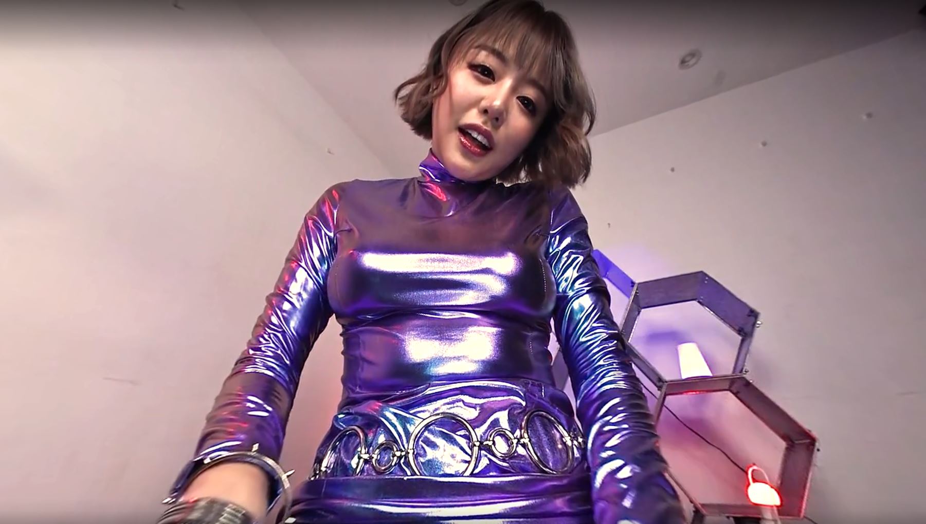 Spacey Gyaru Pantyhose Fetish Club: Mao Hamasaki Dominates