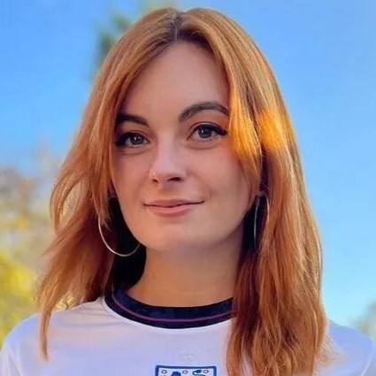 Lola Rose portrait