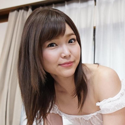 Aoi Shino portrait