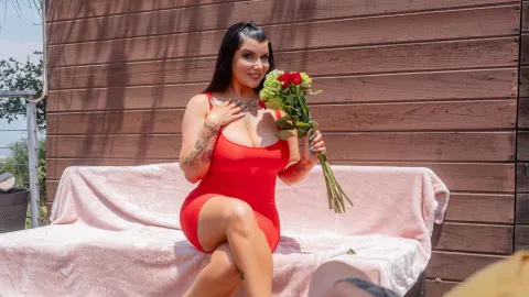 Romi Rain's VR Porn: Immersive Cock Play in XR