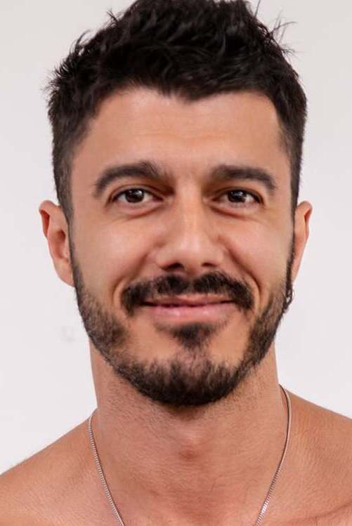 Lobo Carreira portrait