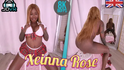 Xeinna Rose's Triple Dildo Play in Mirror Madness VR