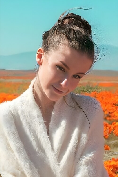 Emily Bloom portrait