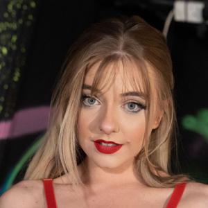 Blonde Gabie avatar